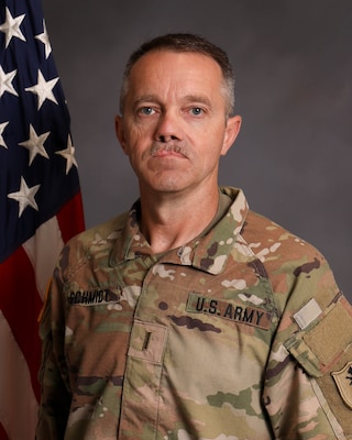 command photo