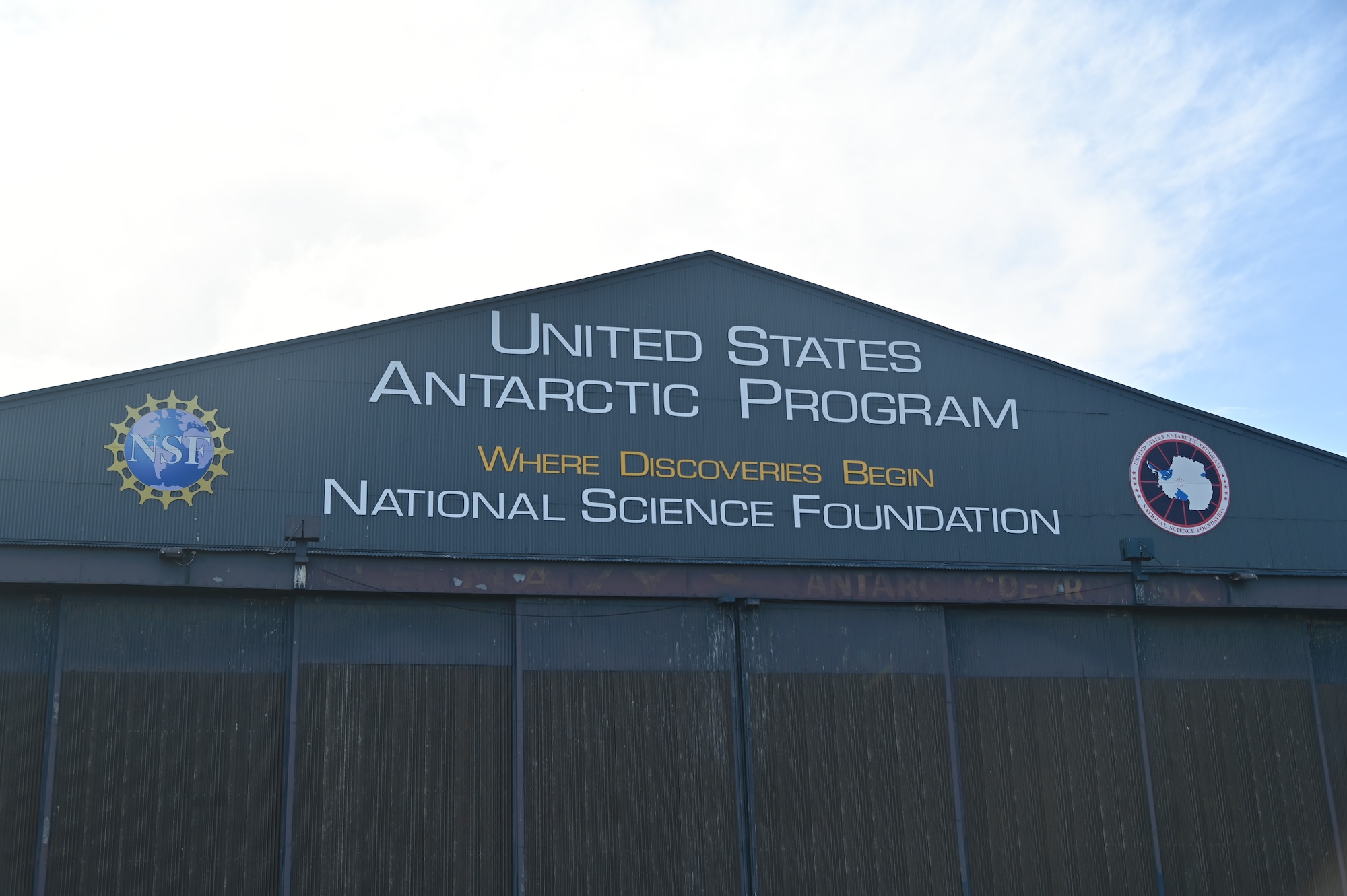 As one of the world’s five Antarctic gateway cities, Christchurch is an official Antarctic hub and welcomes all national Antarctic programs to use Christchurch as their gateway to Antarctica.