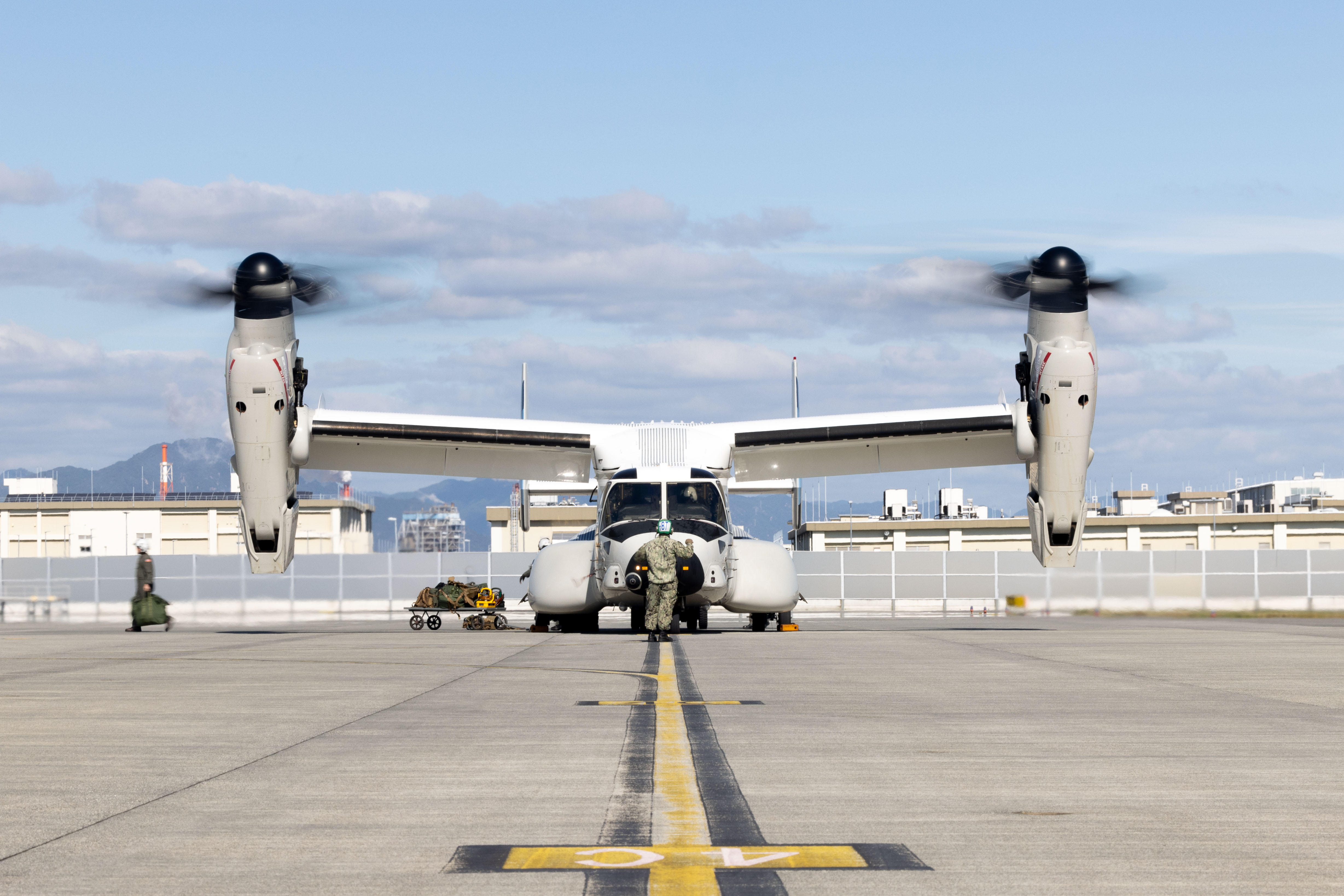 VRM-30 Det 5 begins to operate from MCAS Iwakuni