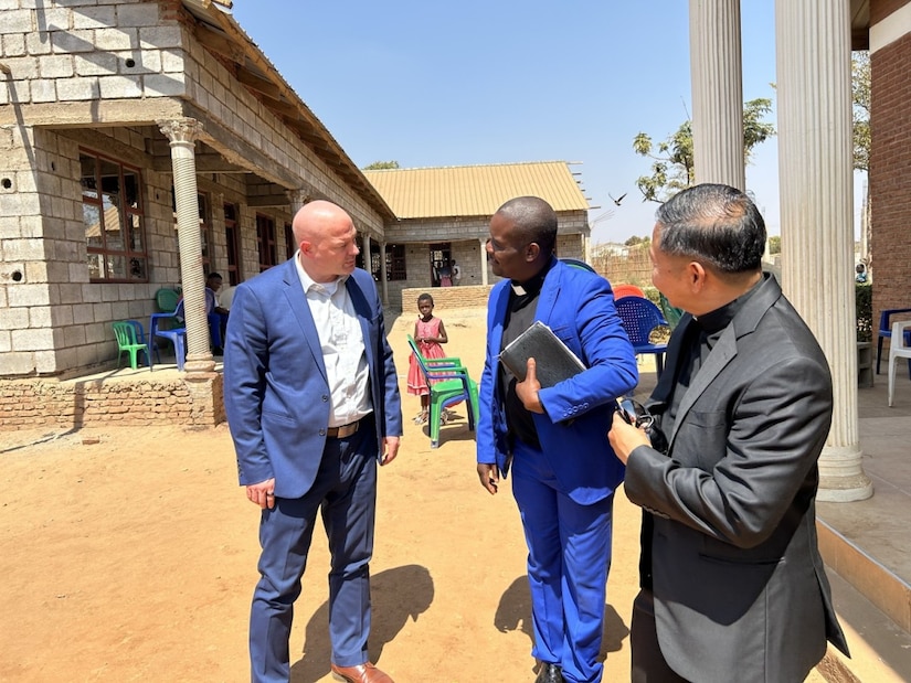 Chaplains meet on a desert-like role.