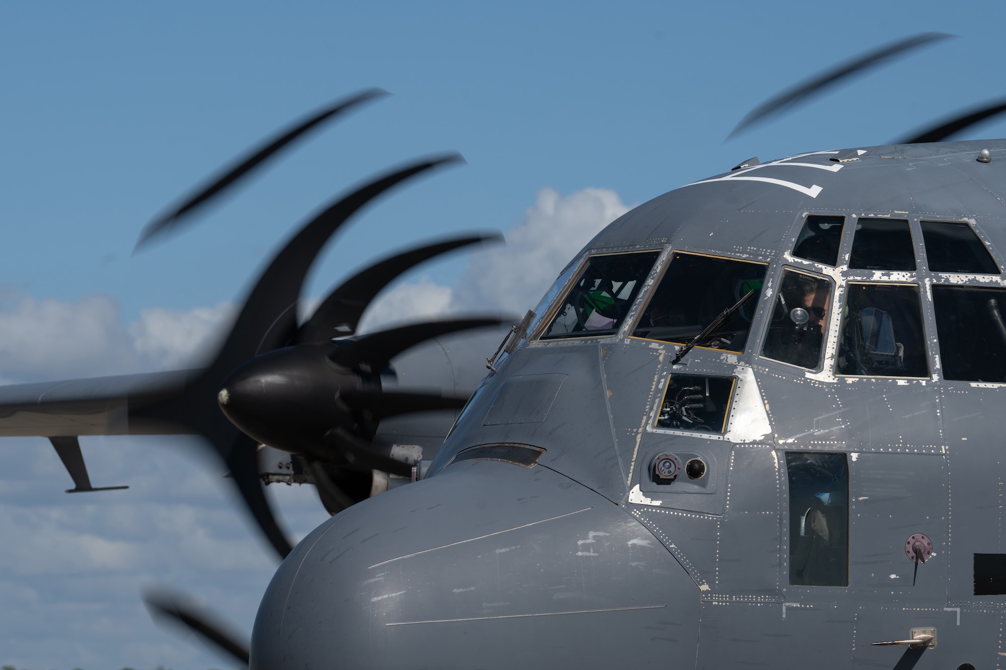 The 4 SOS supported the 14th Weapons Squadron with aircraft to perform mission execution training.