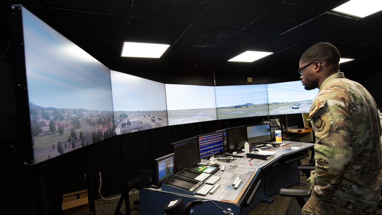 Airman viewing screens in simulator