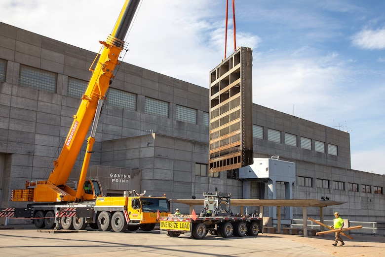 A photo of work being done to replace gates at the Gavins Point Project