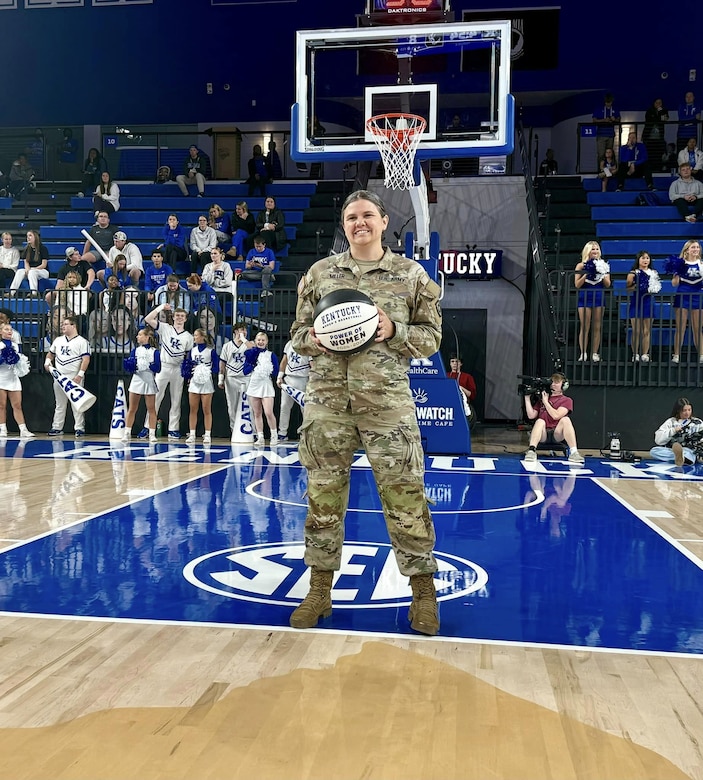 Female service members were celebrated by the University of Kentucky women’s basketball team during their Heroes Day and Salute to Veterans game on Nov. 12, 2024. (U.S. Army National Guard photo by Capt. Kaitlin Baudendistel)