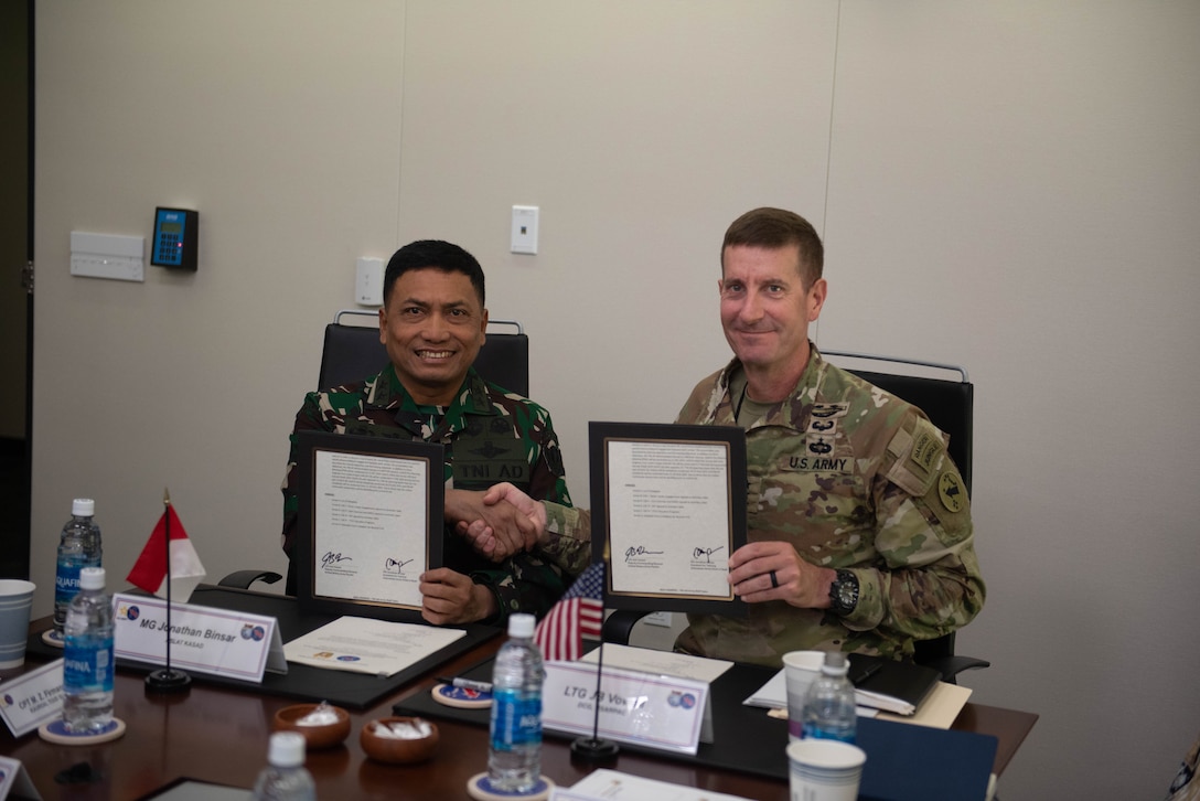 U.S. Army Pacific Deputy Commanding General Lt. Gen. Joel B. Vowell and Training Assisting of Army Chief of Staff (ASLAT) Maj. Gen. Jonathan Binsar Parluhutan Sianipar signed the closing minutes during the Indonesian and U.S. Army Land Force Talks on Nov. 19, 2024.
