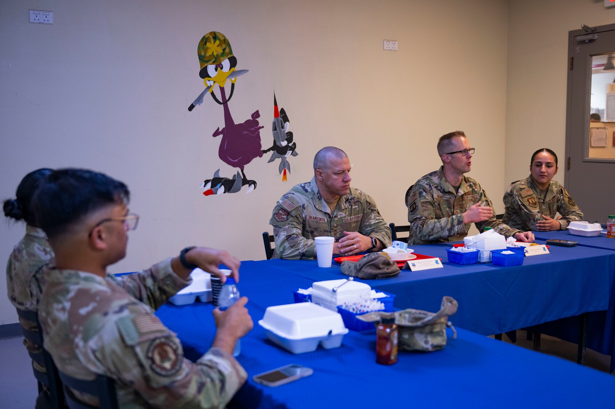 9th AF Chief visits 380th AEW