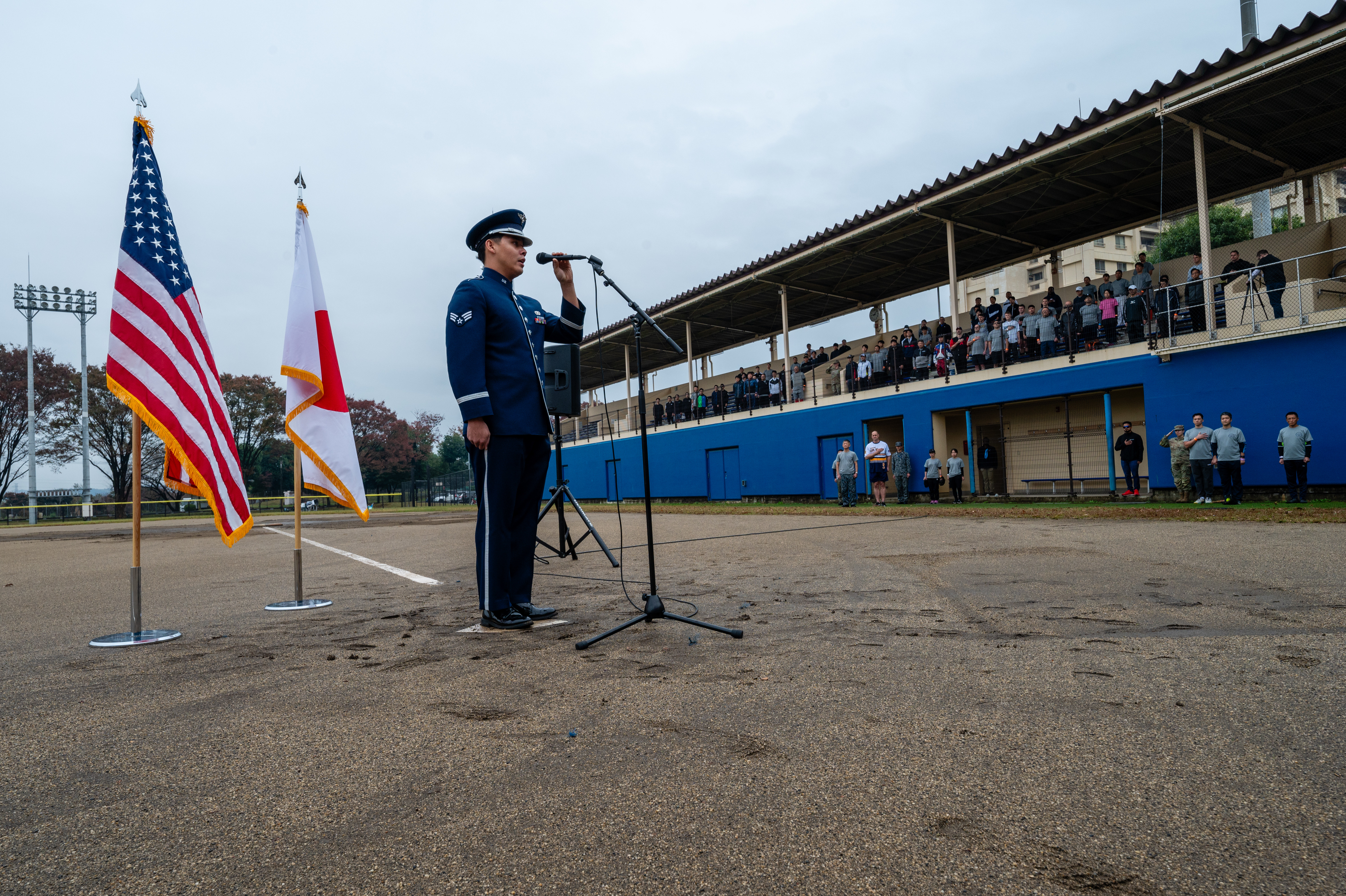 Photos - Page 24 - Category Operation Christmas Drop - Tag Japan