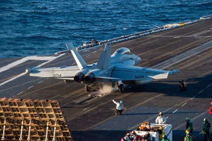 USS Carl Vinson (CVN 70) flight operations in the Pacific Ocean.