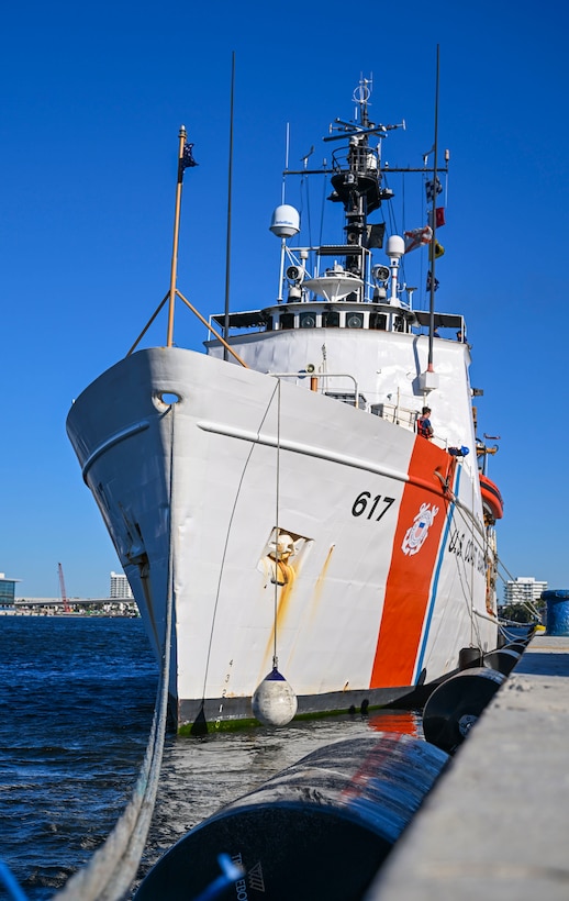 Crewmembers from Coast Guard Cutter Vigilant moor up prior to conducting an offload of 1,510 pounds of cocaine and 1,470 pounds of marijuana worth a combined value of approximately $18.5 million in Port Everglades, Florida, November 22, 2024. During the Vigilant’s 54-day patrol, Coast Guard crews, working alongside interagency and international partners, seized the illegal drugs in the international waters of the Caribbean Sea during two separate interdictions. (U.S. Coast Guard photo by Petty Officer 3rd Class Eric Rodriguez.)