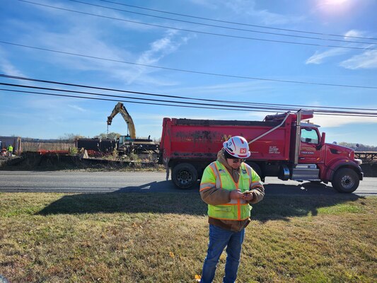 Work resumes on contract 4B in Port Monmouth, NJ.