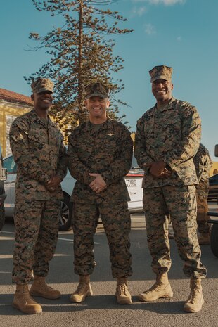 U.S Marine Corps Maj. Gen. James B. Wellons, center, commanding general of 3rd Marine Aircraft Wing, Brig. Gen. James A. Ryans II, right, commanding general Marine Corps Recruit Depot San Diego and the Western Recruiting Region, and Sgt. Maj. Oranjel Leavy, the sergeant major of MCRD San Diego, pose for a photo during a visit at MCRD San Diego and Western Recruiting Region, California, Nov. 18, 2024. Wellons and his staff visited MCRD San Diego to observe training and learn how MCRD-SD and WRR operates. (U.S. Marine Corps photo by Lance Cpl. Janell B. Alvarez)