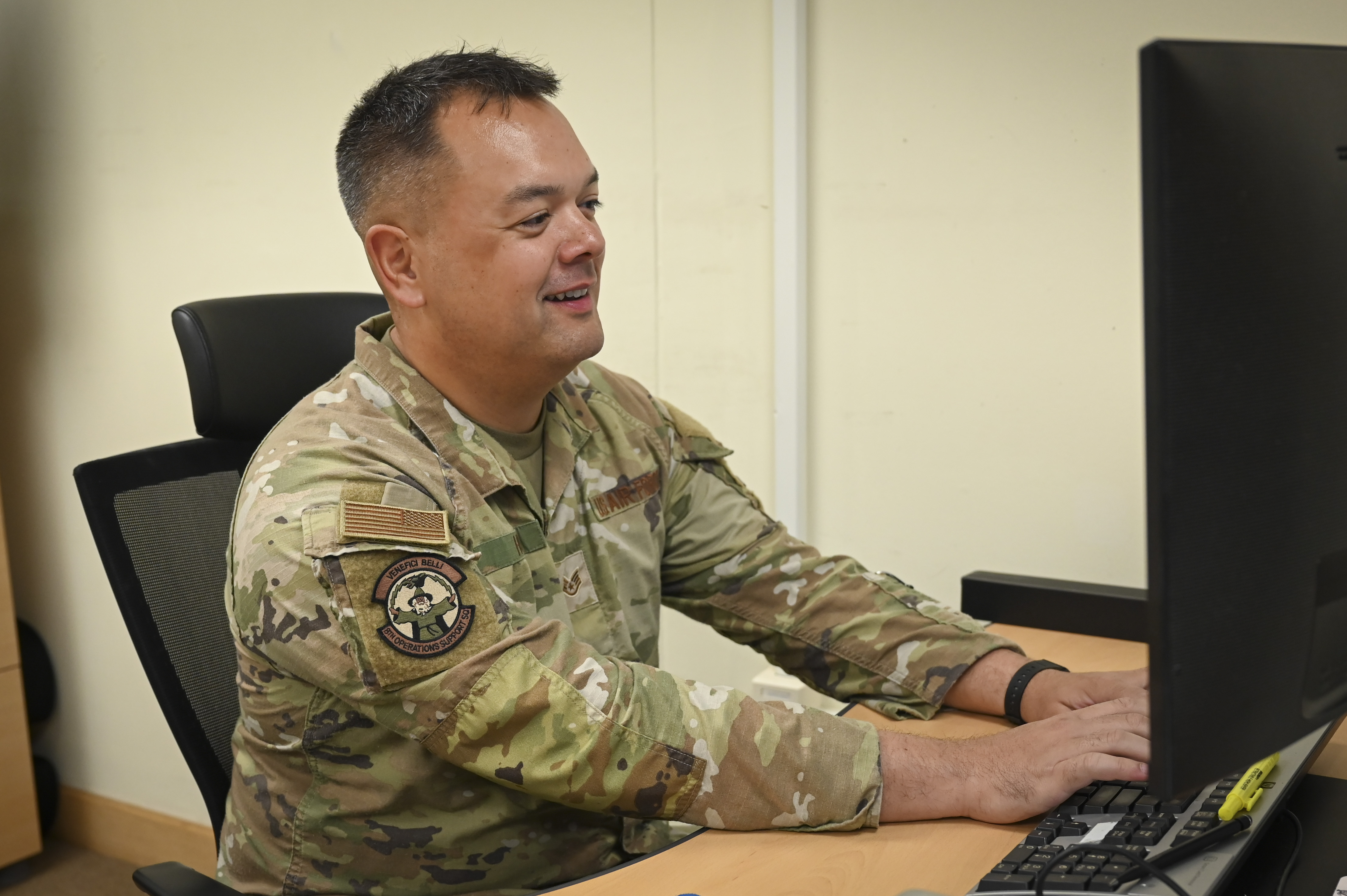 Pride of the Pack: Staff Sgt. Robin Ho > Kunsan Air Base