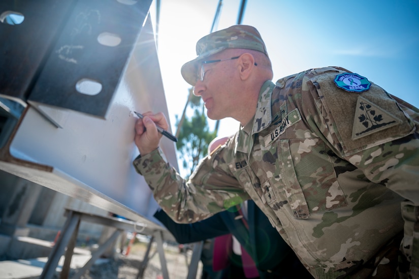 CTNG hosts topping-off ceremony for new Putnam Readiness Center