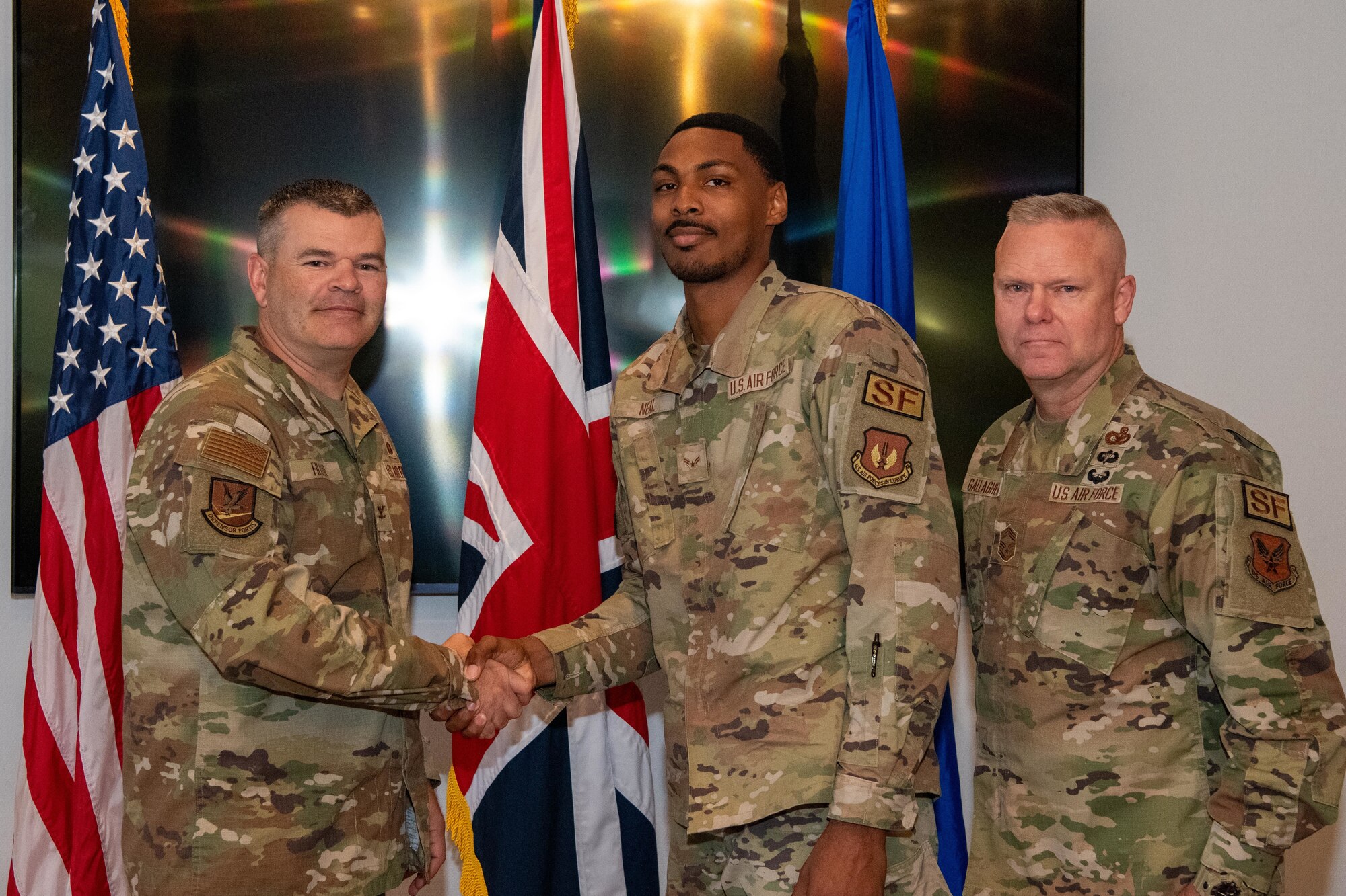 The director of Security Forces recognizes Defenders