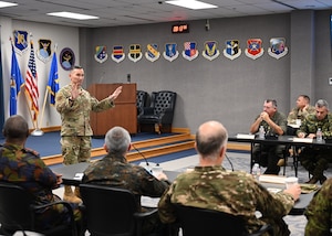 16th AF commander speaks to attaches.