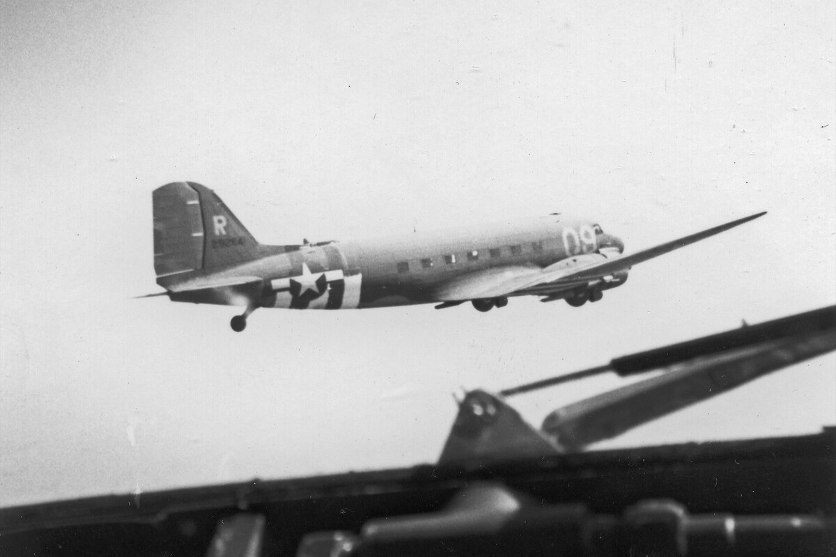 aircraft flying