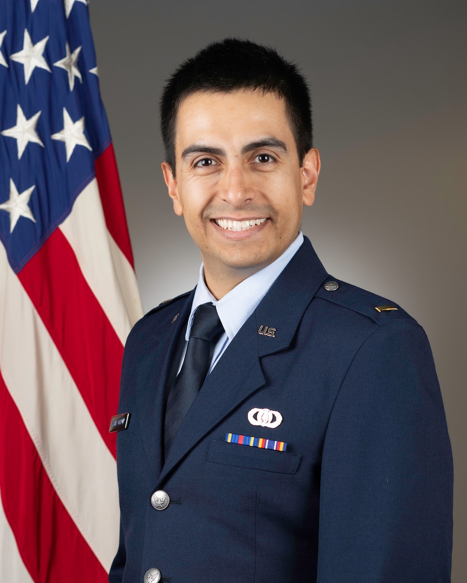 Ayala Ceron Official Photo