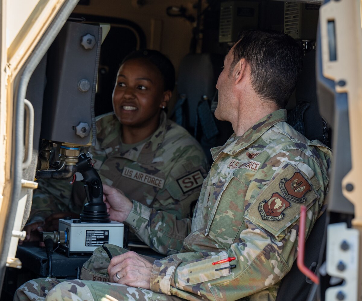 U.S. Air Force Maj. Gen. Paul Moga, Third Air Force commander, meets with 39th Security Forces Airmen and tours a Joint Light Tactical Vehicle during a visit at Incirlik Air Base, Türkiye, Oct. 4, 2024. The JLTV, an advanced armored truck set to replace the aging Humvee, is a key component of the Air Force’s modernization initiative aimed at enhancing defenders’ capabilities and bolstering protection for Incirlik AB. (U.S. Air Force photo by Staff Sgt. Joshua Hoskins)