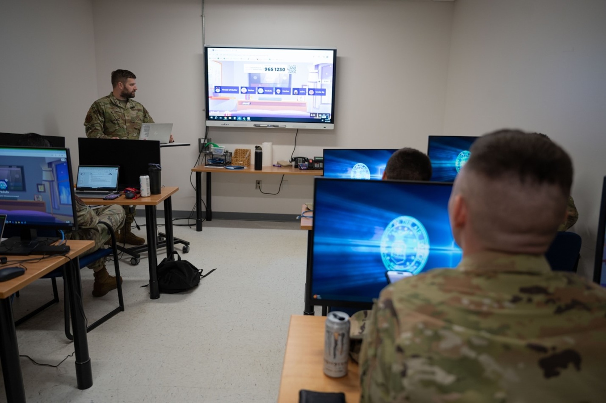 Class of Airmen participate in study session.