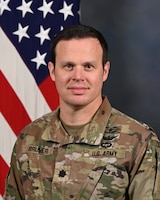 Official photo of LTC Ryan Bruner