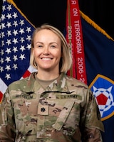 Official photo of LTC Leala McCollum