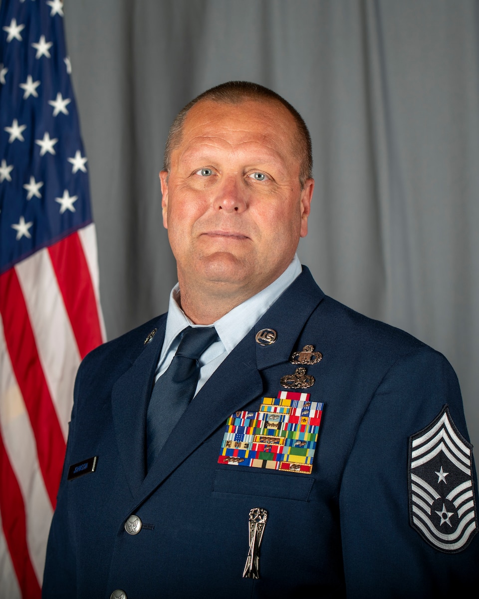 Wing Command Chief