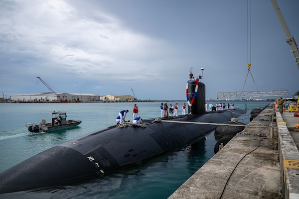 USS Annapolis (SSN 760) moors at Naval Base Guam.