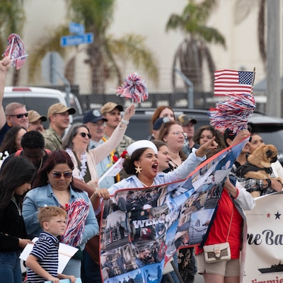 USS Russell (DDG 59) returns to Naval Base San Diego after an eight-month deployment.