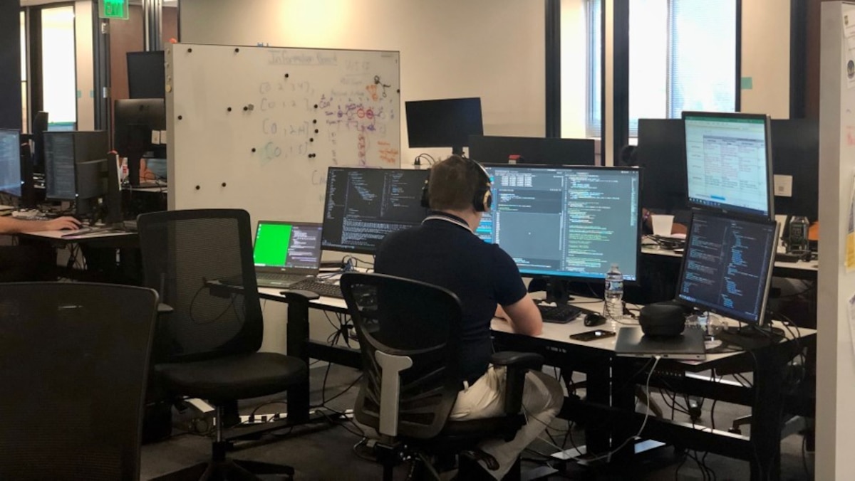 Optimizing decision advantage through humanmachine team