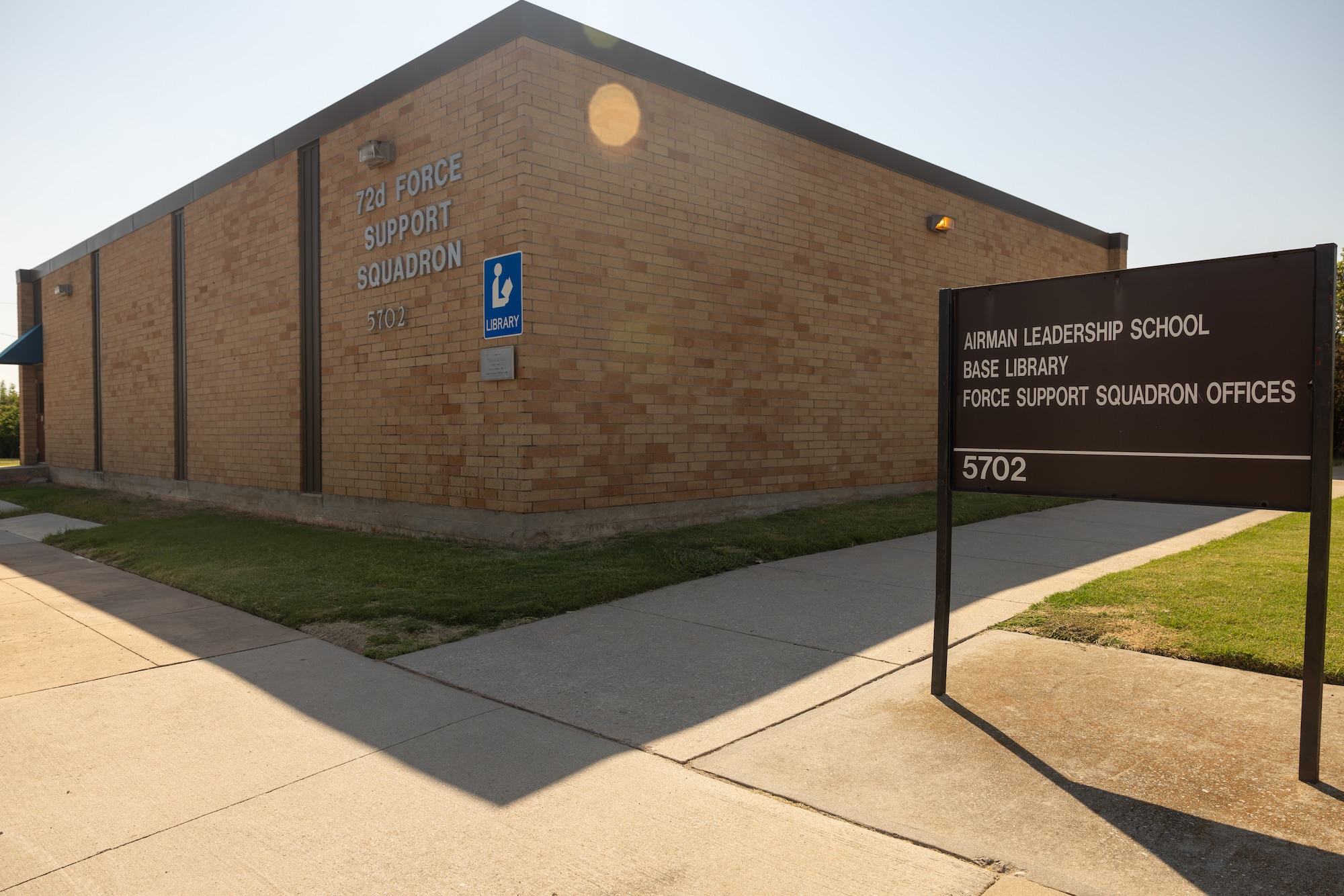 A picture of the Tinker Air Force Base Library building.