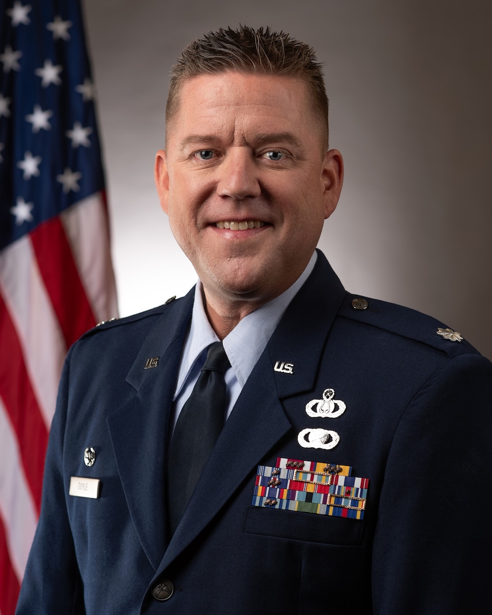 Lt Col Dustin Doyle Official Service Dress Photo