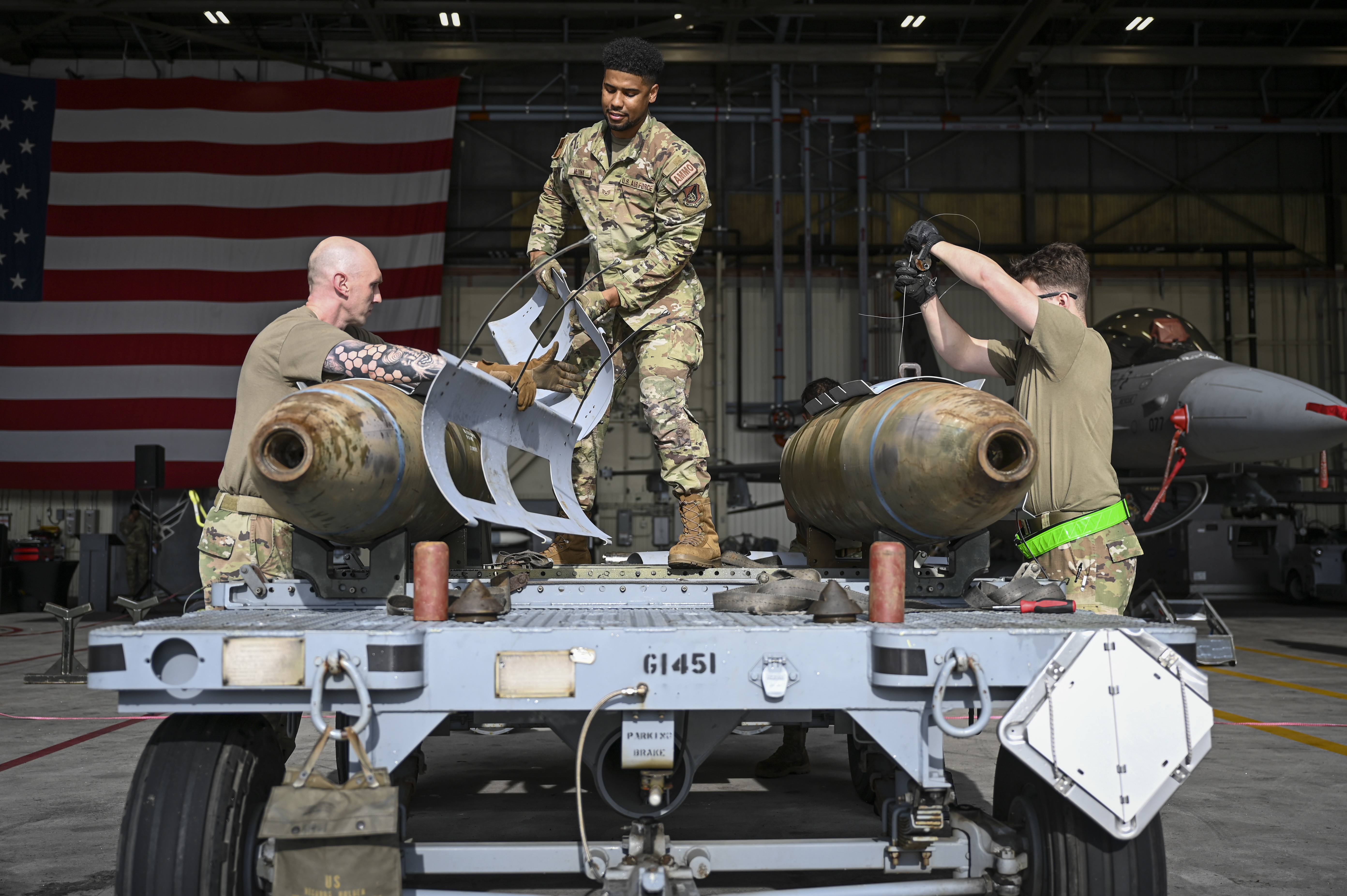 8th MXG participates in 3rd Qtr DCC and Load Crew Competition
