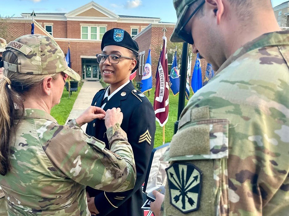 Recent Purple Heart recipient recovering at Fort Belvoir SRU > Army