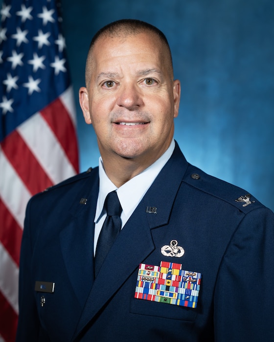 Col James Wall bio photo. (U.S. Air Force photo by Jim Varhegyi).