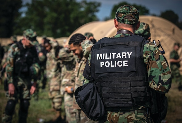 Bulgarian military police train by detaining and searching U.S. military police forces from 508th Military Police Company during Saber Guardian
in Slobozia, Romania, May 31, 2023 (U.S. Army/Samuel Hartley)