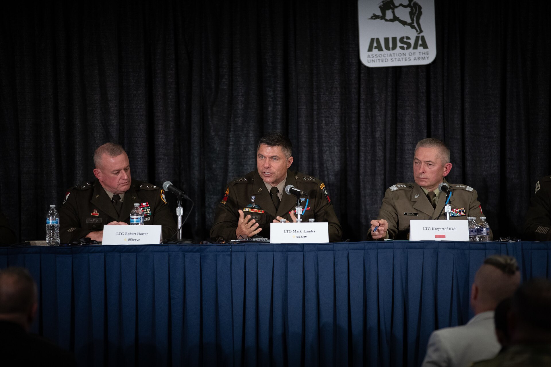 Top Army leaders discuss building combat-ready reserve forces in rapidly changing threat environment