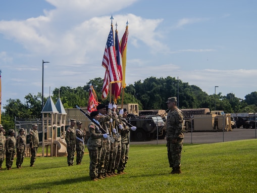 210th Regional Support Group welcomes new commander in change of command ceremony