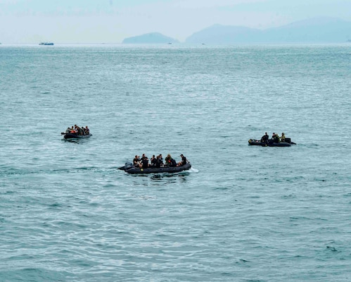 EOD technicians train during Multi-National Mine Warfare Exercise (MNMIWEX) 24 in the waters near Busan, Republic of Korea.