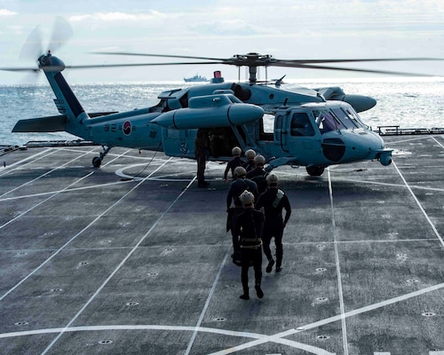 EOD technicians train during Multi-National Mine Warfare Exercise (MNMIWEX) 24 in the waters near Busan, Republic of Korea.