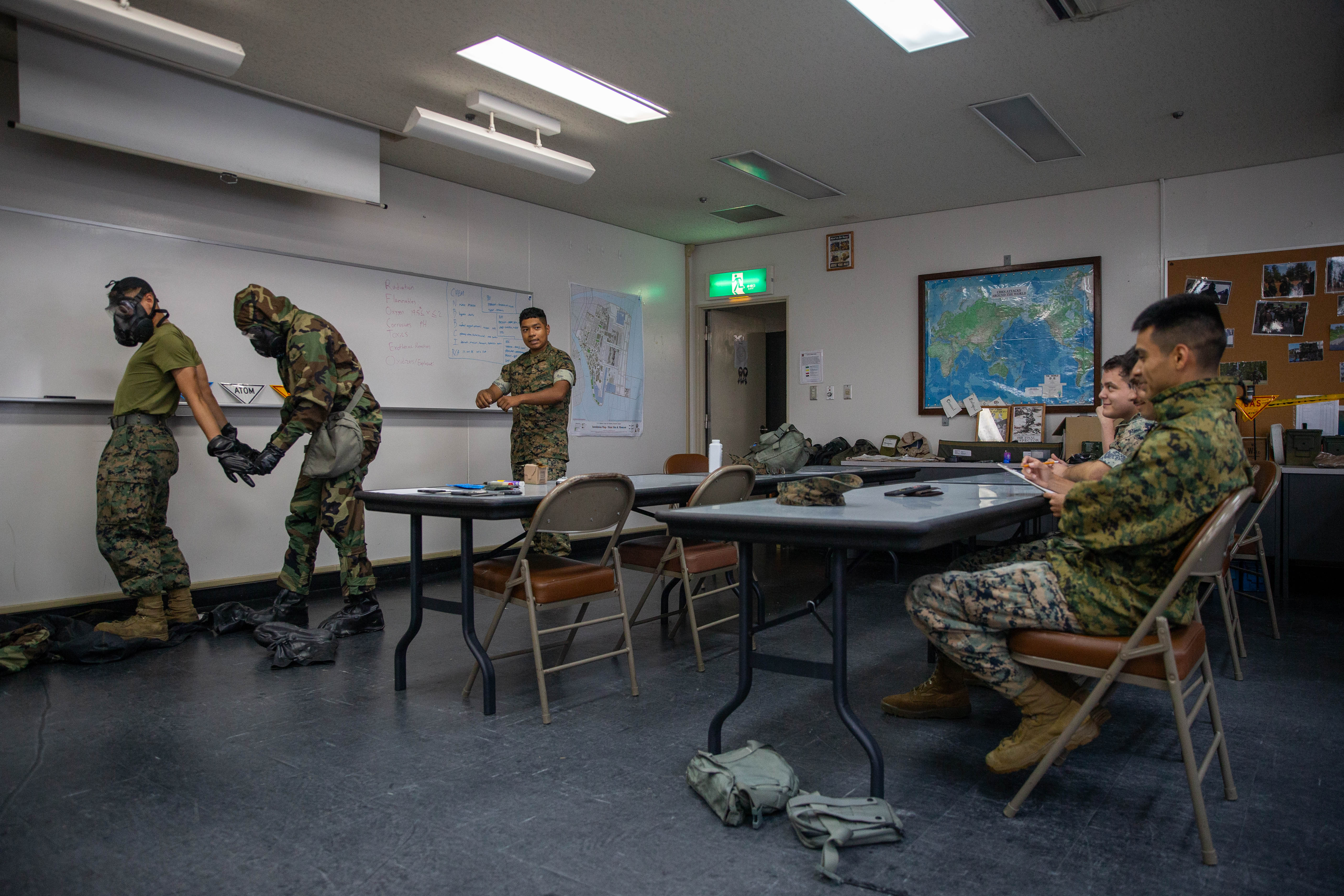 貴重 60s 米軍実物 USMARINES USMC 海兵隊 ボクシング ガウン 211216-M-MY099-2287.JPG