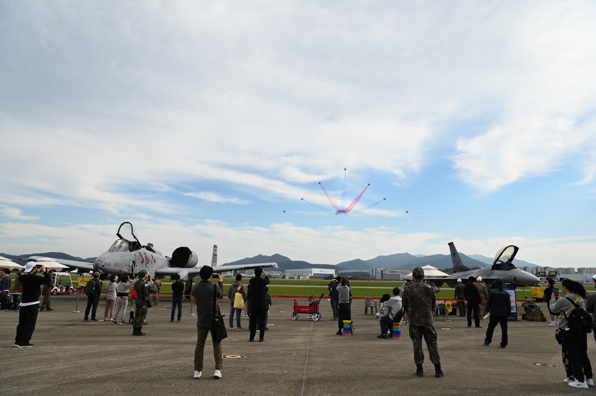 The Republic of Korea Air Force’s Black Eagles perform an aerial maneuver during the Sacheon Airshow 2024 in Gyeongnam, Republic of Korea, Oct. 25, 2024. Seventh Air Force provided an F-16 Fighting Falcon and A-10 Thunderbolt II aircraft for static displays, and participated in daily combat search and rescue demonstrations with two A-10 aircraft. (U.S. Air Force photo by Master Sgt. Rachelle Coleman)