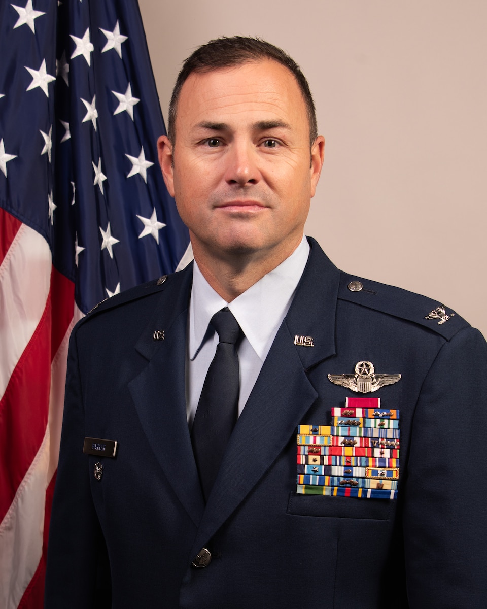 Col Parker, Kipp