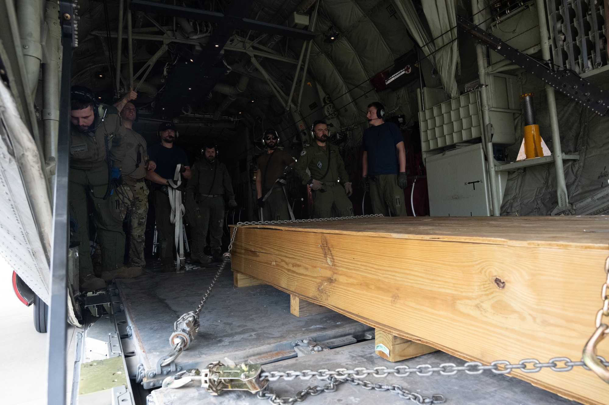 Military members take part in exercise