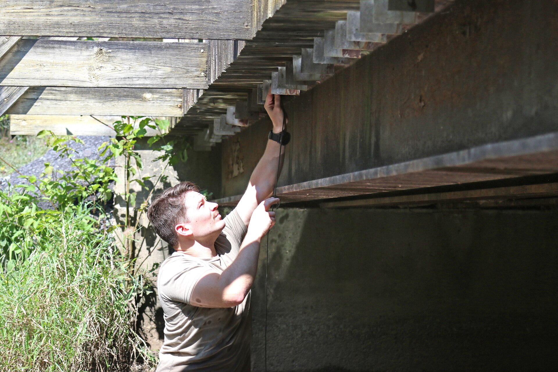 U.S. Soldiers attending the Cavalry Scout Advanced Leader Course at the 166th Regiment - Regional Training Institute conduct field training at Fort Indiantown Gap, Pennsylvania, Sept. 3, 2024. Trainees performed reconnaissance operations, conducted an ambush and classified a bridge. (U.S. Army National Guard photo by Sgt. 1st Class Shane Smith)