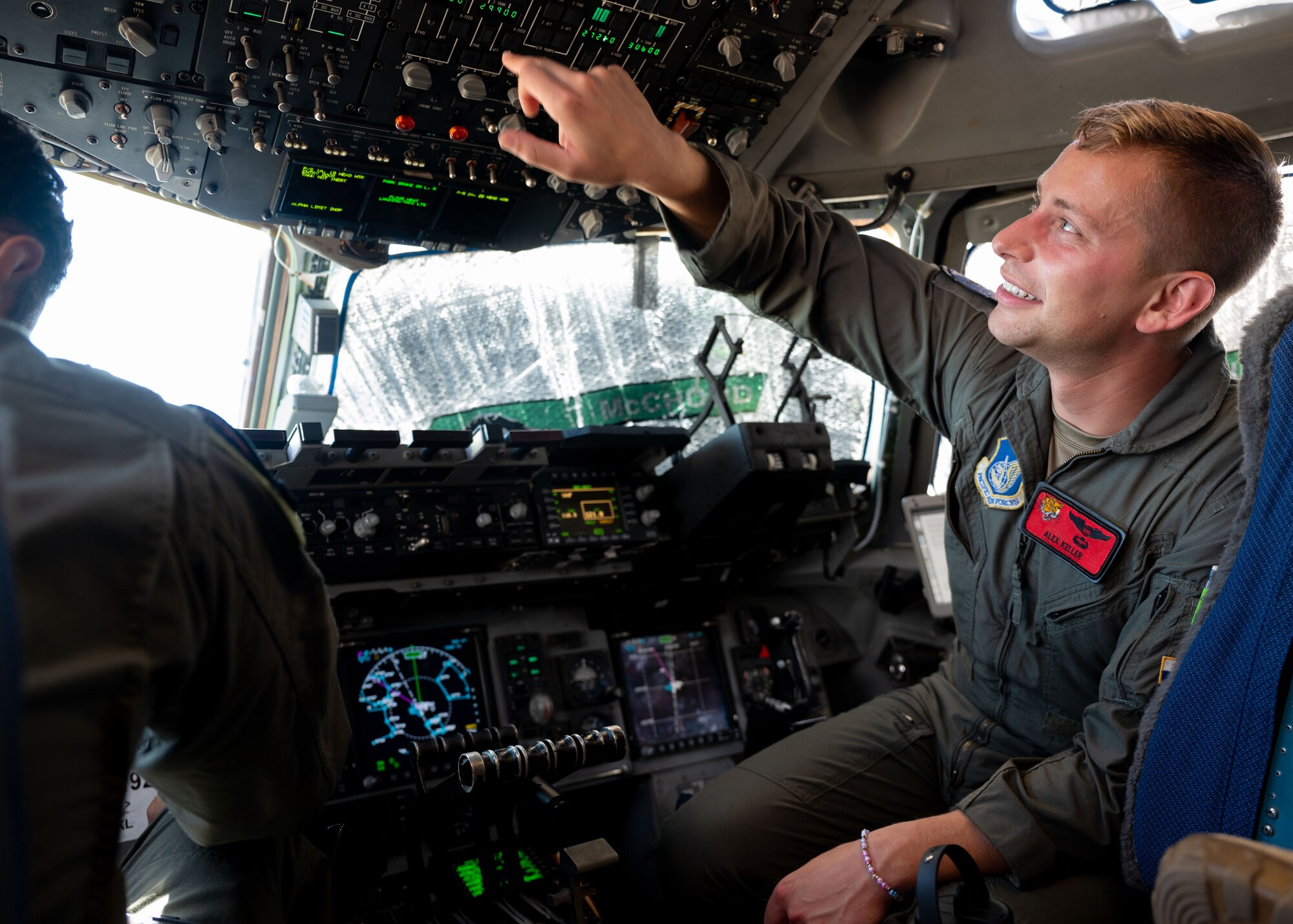 Throughout Operation KENNY’S RETURN, pilots from the 535th Airlift Squadron, Pearl Harbor-Hickam, Hawaii, and Joint partners from the Joint Communications Support Element, joined the 7th Expeditionary Airlift Squadron to execute global airlift operations and communication abilities over Australia.