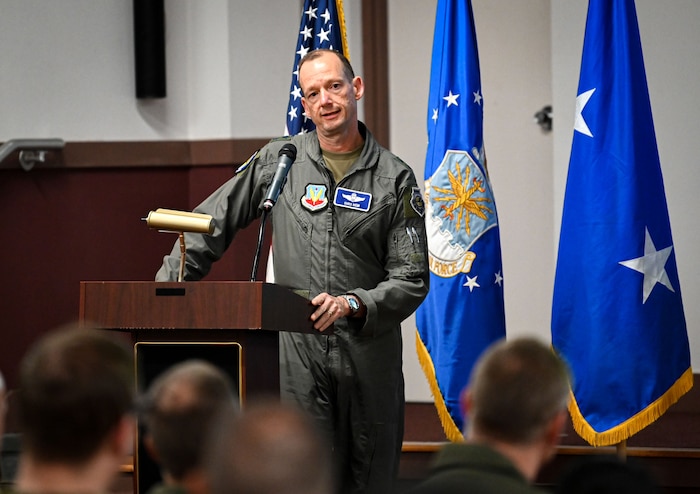 USAUSAFWC leaders visit Eglin AFB