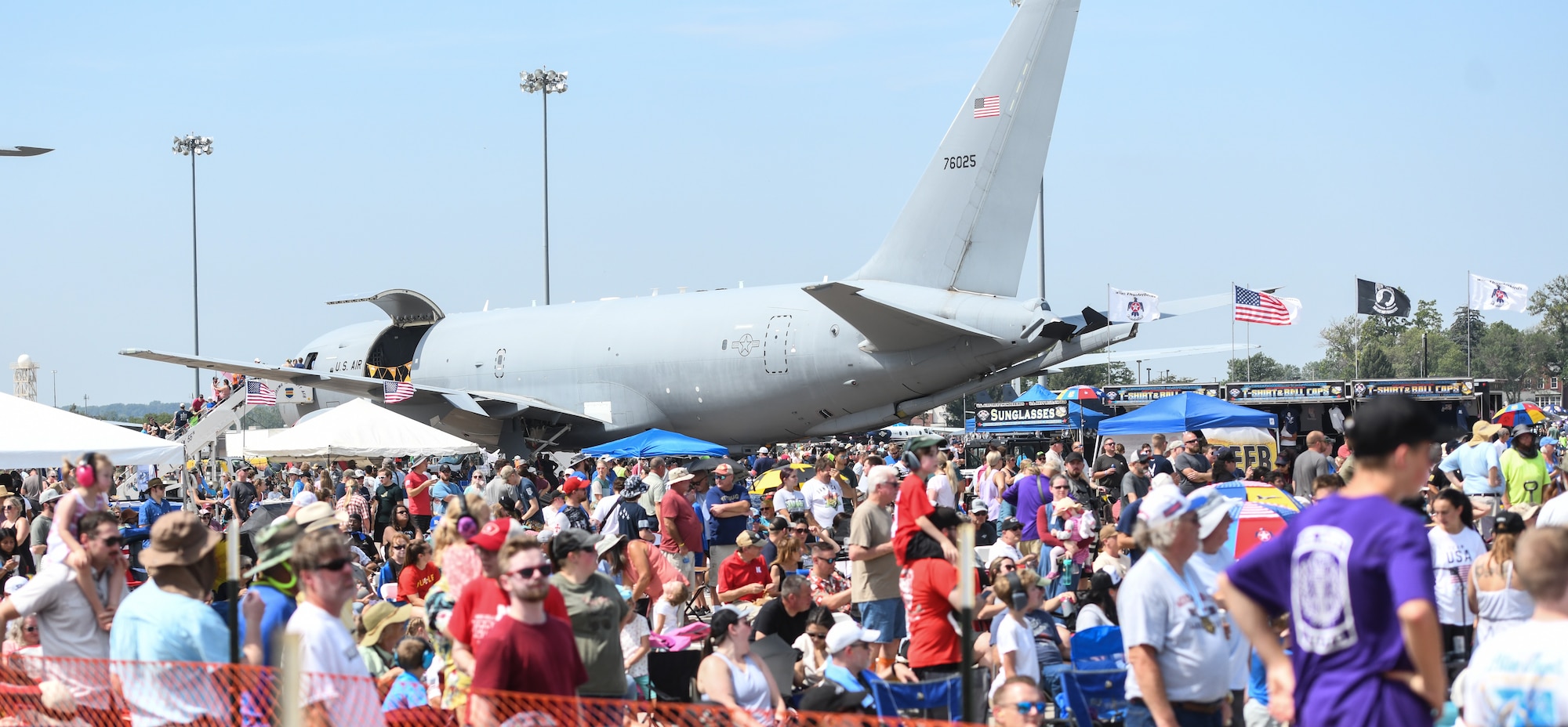 A crowd attends the Defenders of Freedom Air and Space Show.