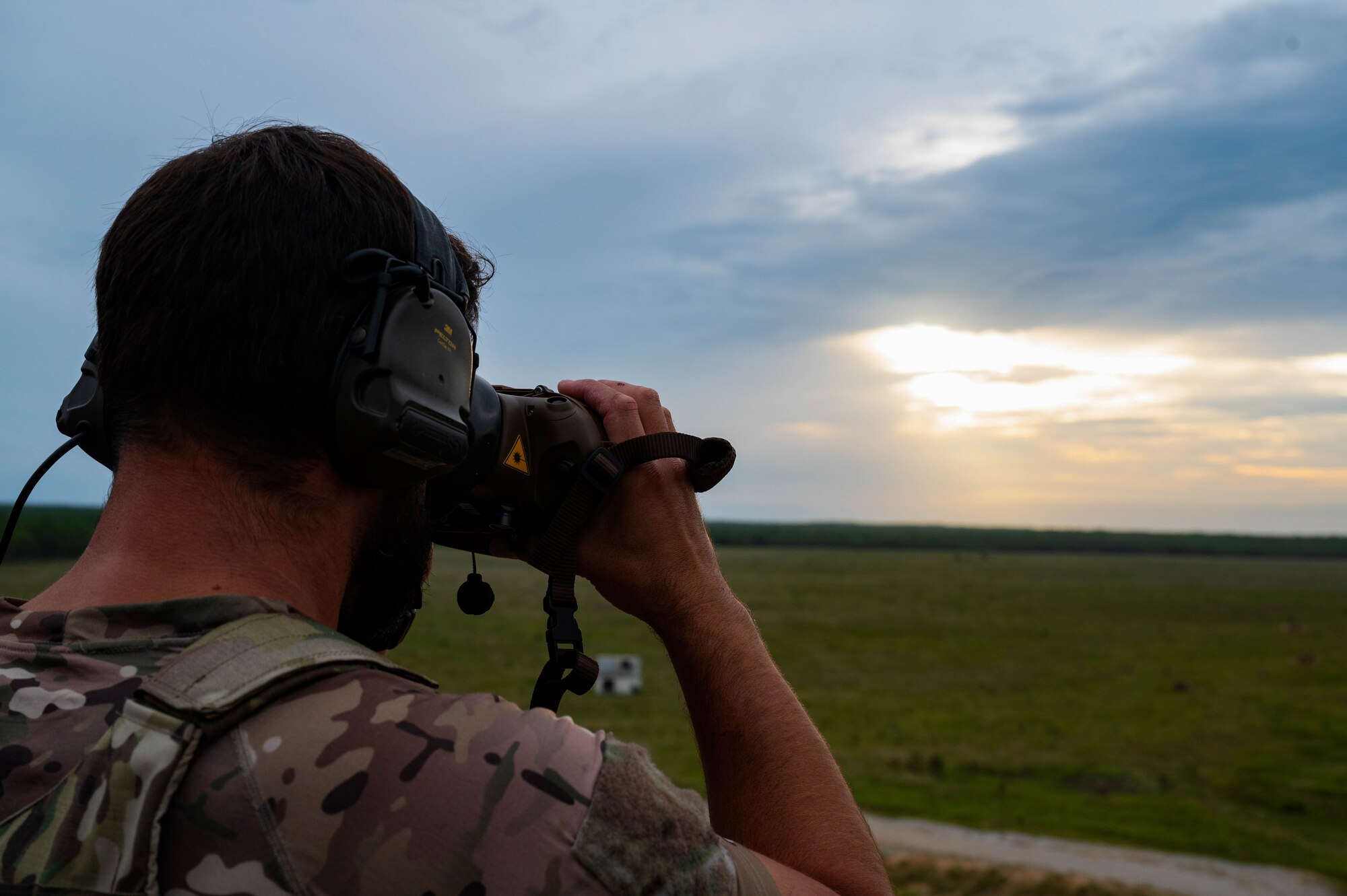 A member of the United Kingdom military participates in a live fire training during Exercise Emerald Warrior Spiral at the Eglin Range near Hurlburt Field, Florida, Sep. 3, 2024.