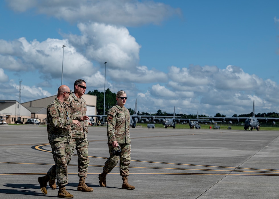 U.S. Air Force Brig. Gen. Jennifer Hammerstedt, Director of Logistics, Engineering, and Force Protection at Headquarters Air Combat Command, speaks with Airmen assigned to the 23rd Maintenance Group at Moody Air Force Base, Georgia, Aug. 28, 2024. Airmen were able to rapidly rearm and refuel an A-10C Thunderbolt II demonstrating the capabilities and phenomenal training at Moody AFB. (U.S. Air Force photo by Senior Airman Leonid Soubbotine)