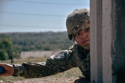  Soldiers with the 1st Space Brigade host guardians with Space Delta 9, Delta 6 and Delta 7, United States Space Force, for M67 grenade qualification at Fort Carson, Colorado, on Aug. 28, allowing the guardians a rare shot at close combat tactics. (U.S. Army photo by Brooke Nevins)